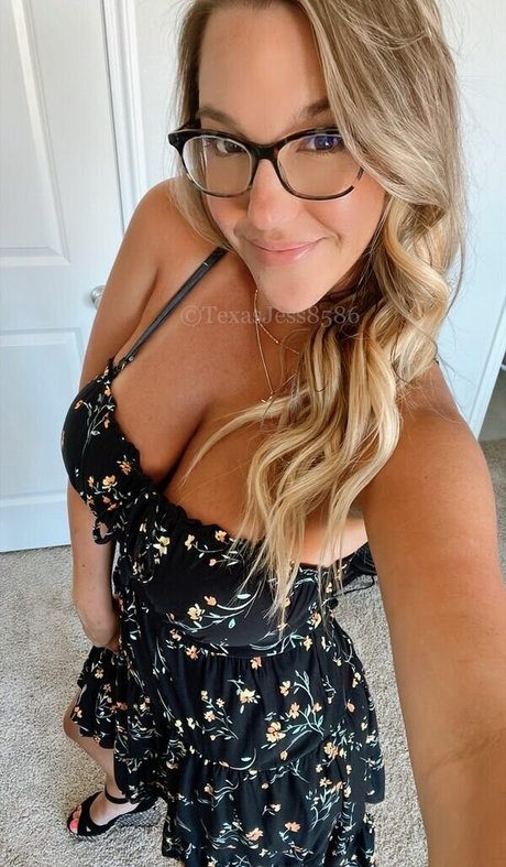 TexasJess8586 star xxx pictures