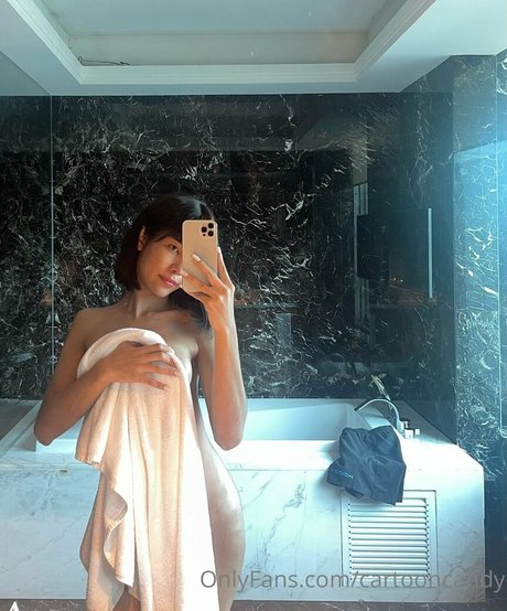 Cartooncandy model sexy pic