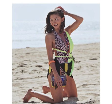 Kimiko Glenn star archive
