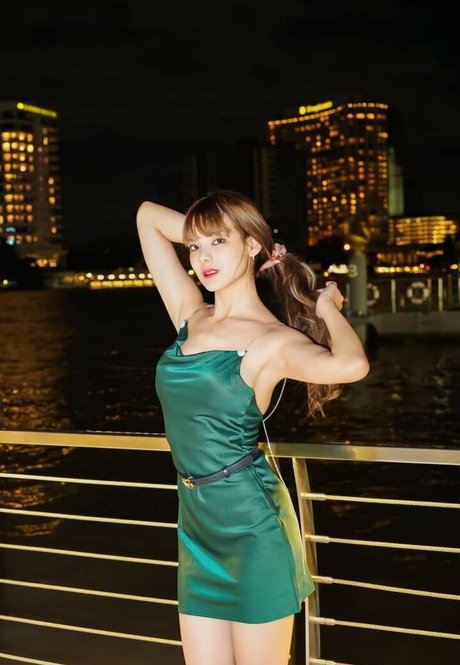 Beeko Pinknavy star hd photos