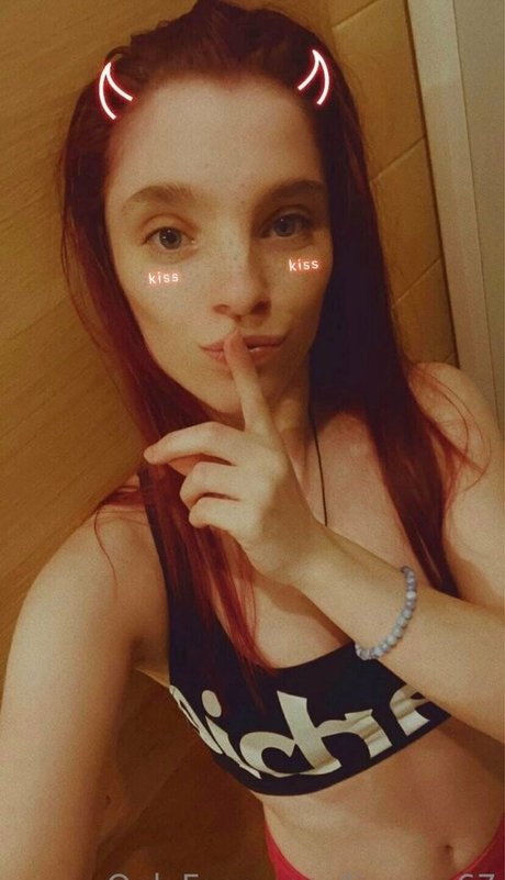 Oceane Licorne model nude images