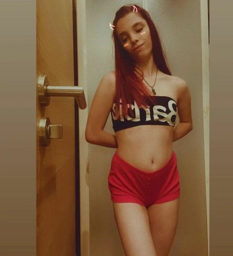 Oceane Licorne art actress photo