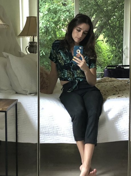 Sarah Lavender erotic star pictures