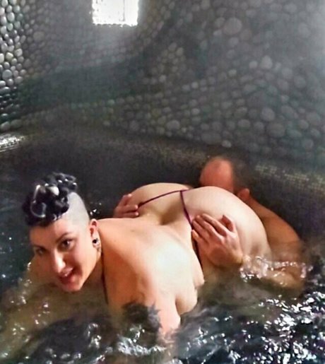 griminatorfree erotic model pics