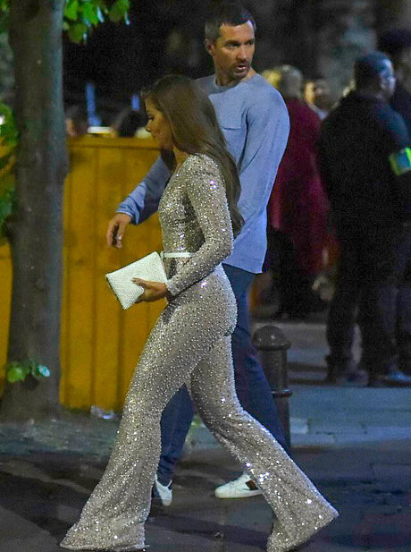 Nikki Sanderson art star photo