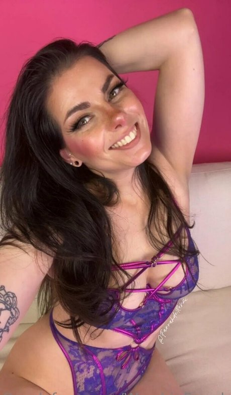 worshipfarrah perfect star photos