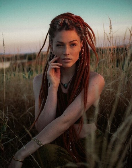 Miss Provocateur pornstar naked pics