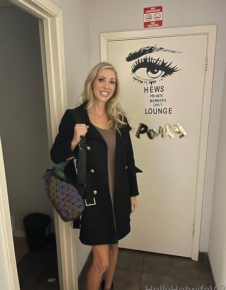 hollyhotwifevip porn star images