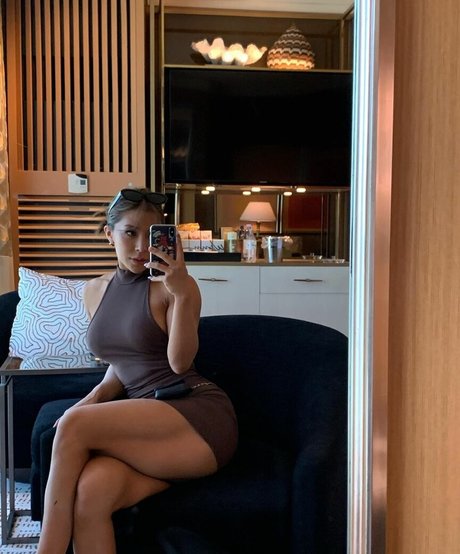 yoonji booty pornstar erotic photos