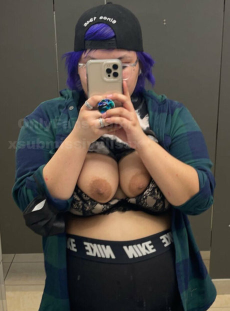 xsubmissivelissx pornstar adult pics