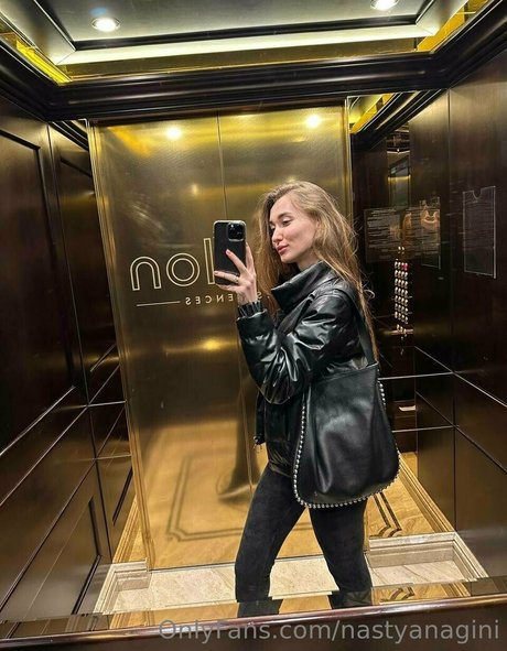 pregnant threesome onlyfans free sexy picture