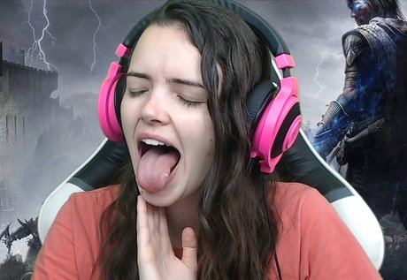 Lowco nudes star archive