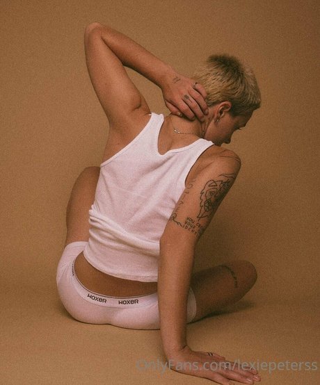 makeup artist onlyfans nude image