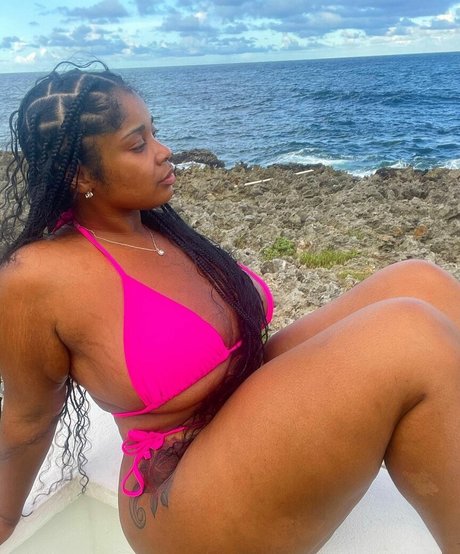 TrueBeauty334 star xxx photo