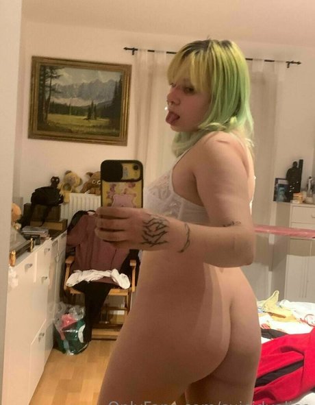 suicidyalice pretty pornstar pictures