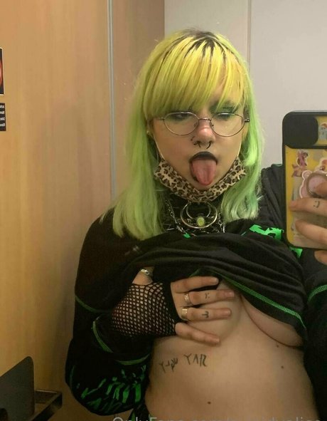 suicidyalice sex pornstar archive