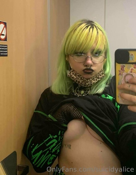 suicidyalice nude actress img