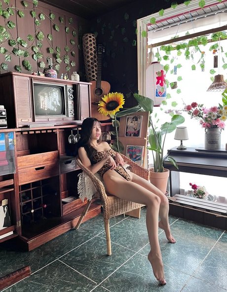 leeesovely perfect pornstar images