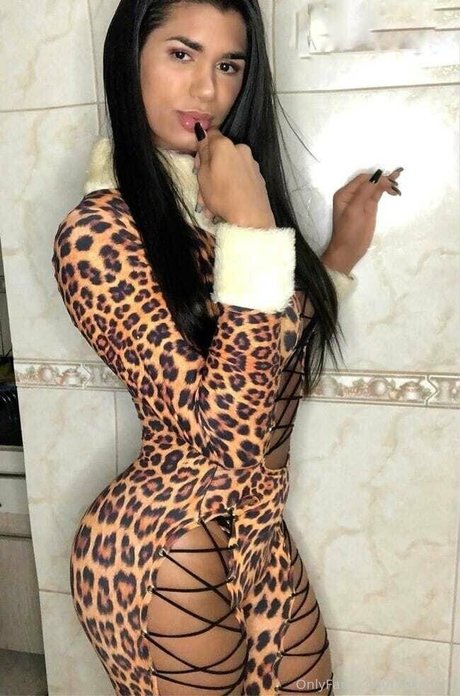 ts larissakemylli model nude archive