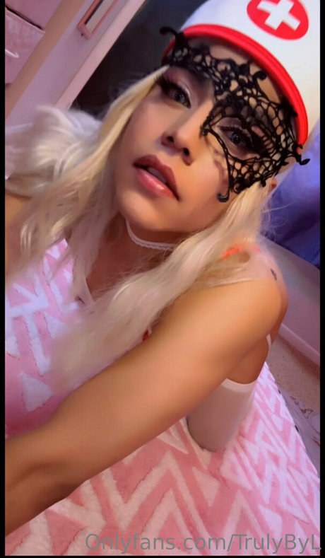 trulybyl pornstar sexy pic