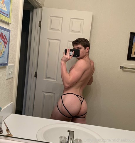 non nude onlyfans top pic