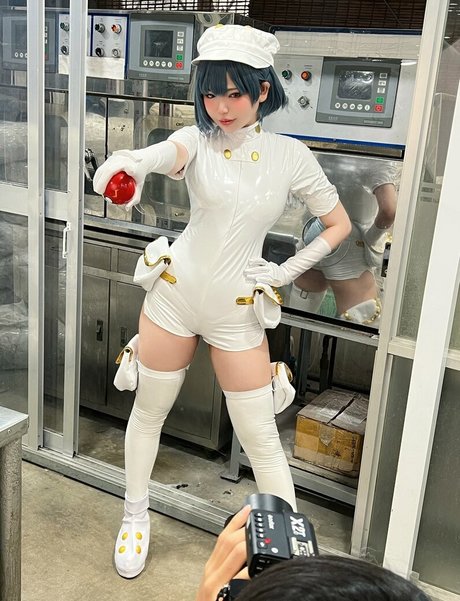 ZinieQ top model pictures