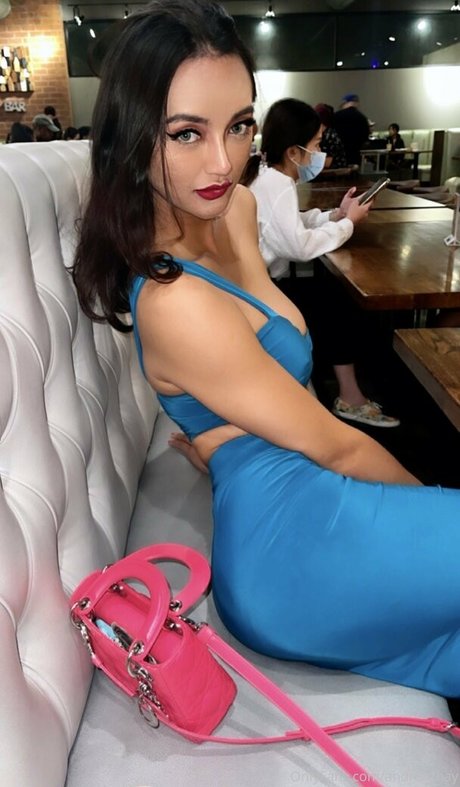 andreazhay xxx pornstar image