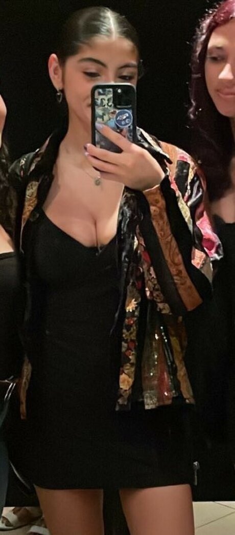 Antocarlesii exclusive actress pic