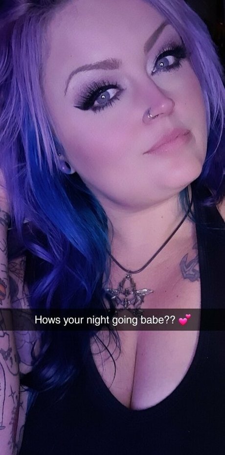 blondeog model nude pictures