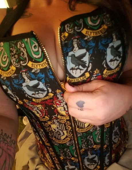 blondeog model nude img