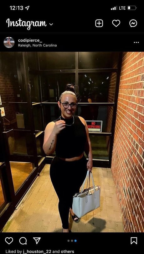 Cboogiexx pornographic actress img