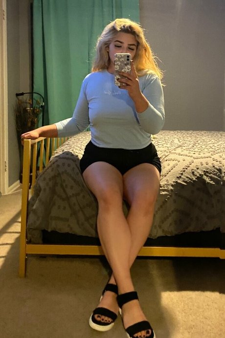 loganmilf model nudes galleries