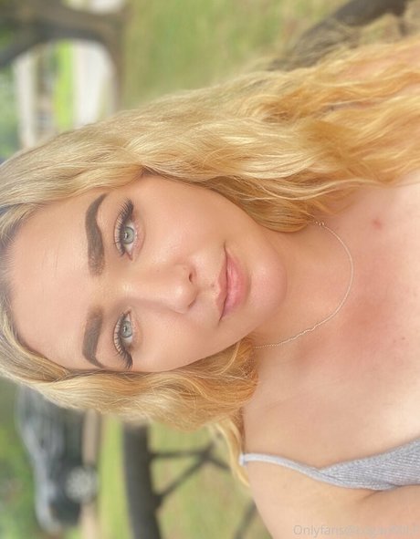 loganmilf star high quality photos