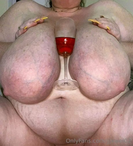 jjjewel02 adult actress photo