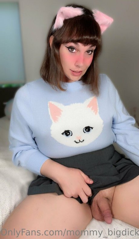 mommybigdickk model xxx image