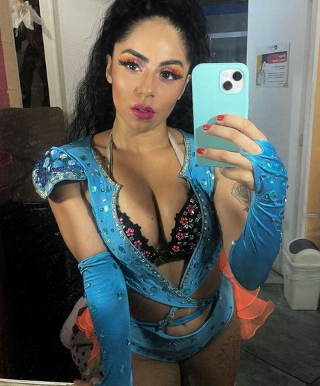 Mariana Alonso Bacelis star pretty galleries