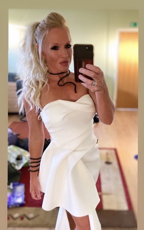 Gail Emms erotic star img