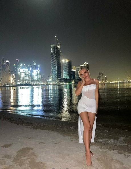 tiggysmith beautiful pornstar gallery