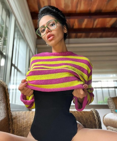 Wen Fuentes pornstar adult img