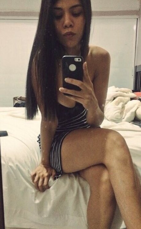 Wen Fuentes erotic actress picture