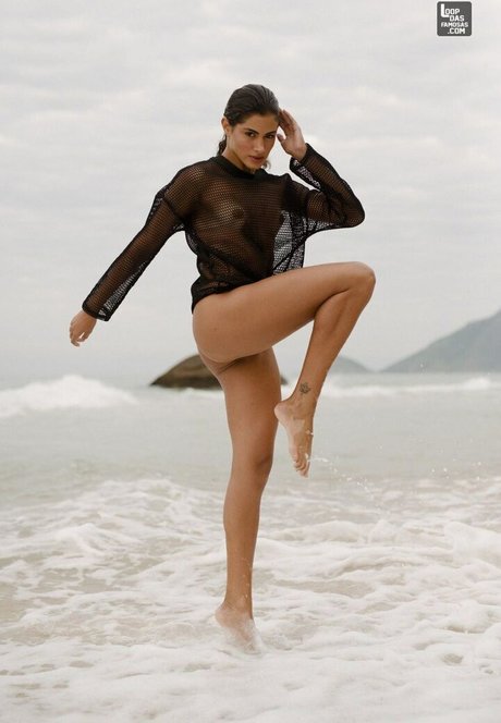 Leticia Salles star top img