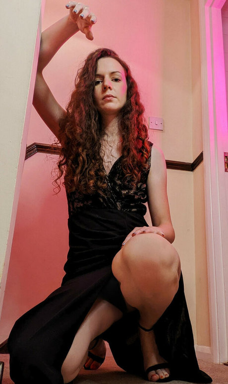 Lady ASMR perfect star picture