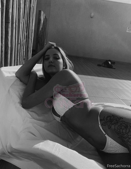 freesachorra nude pornstar images