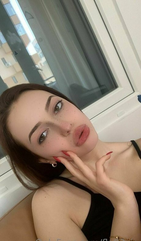 nerdy onlyfans pornographic pic