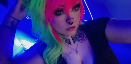 Luna Ghostess model perfect galleries