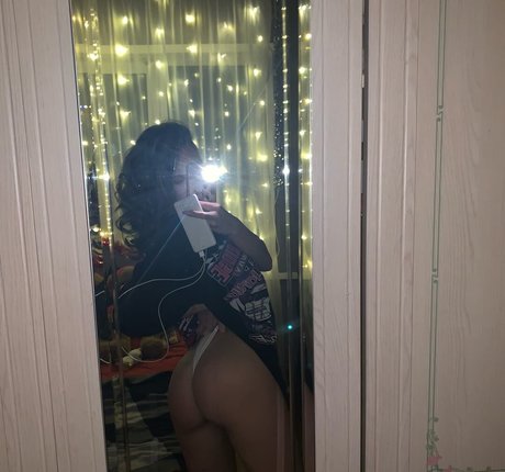 Diana Volynets pornstar nude gallery