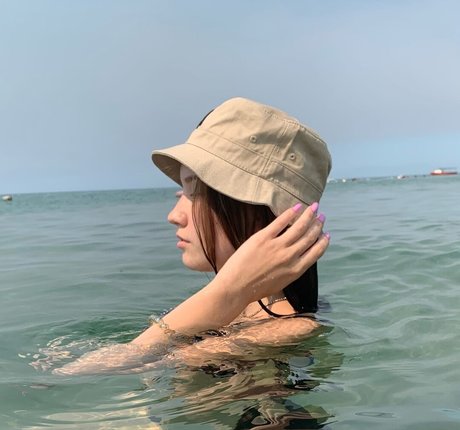 Diana Volynets exclusive model picture