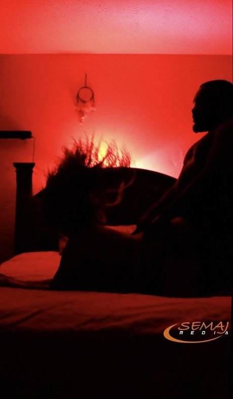 semajmedia naked actress picture