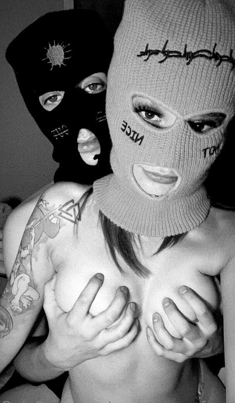 noe waymefree240399 pornstar hot photos