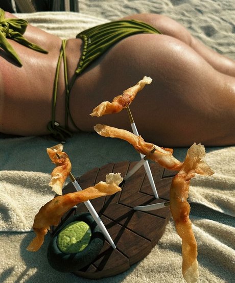 djtwins official high quality actress pics